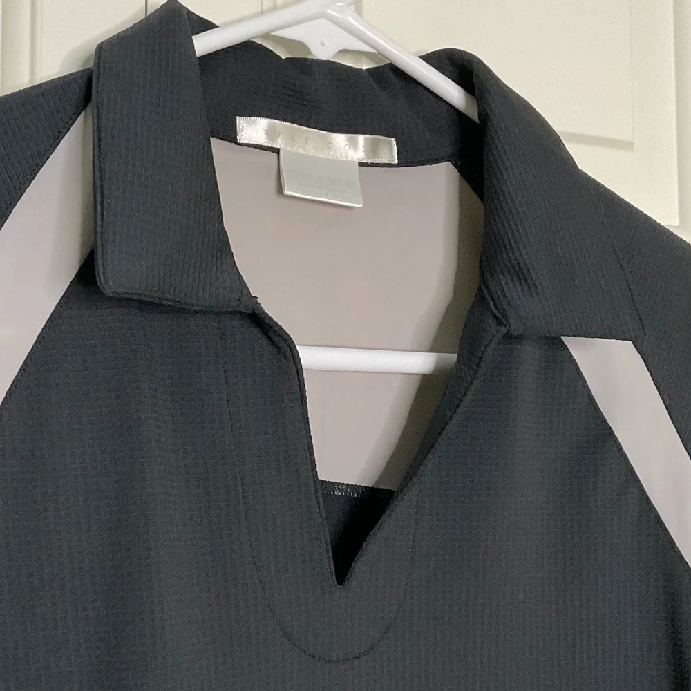 NWOT - Nike Golf Women's Polo - XS